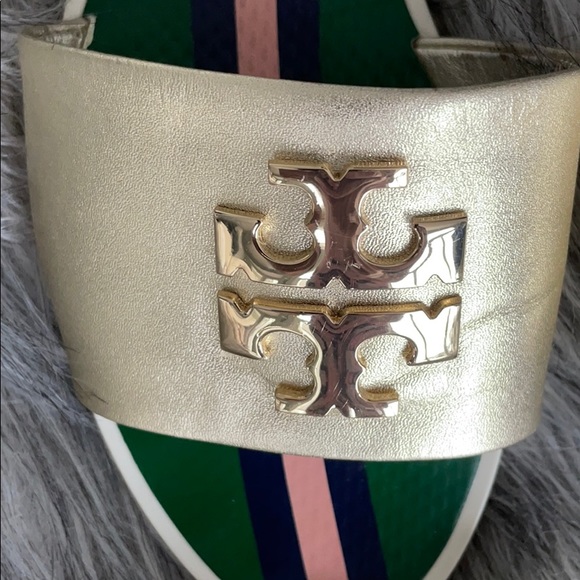 Shoes - Picture 3 of 4